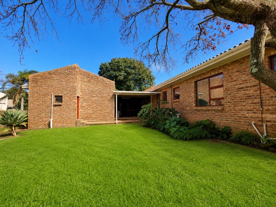 4 Bedroom Property for Sale in Boskloof Eastern Cape